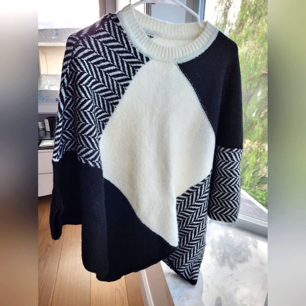 Maje  wool cape top one size fits all